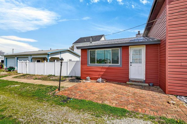 10235 St Rt 159, Kingston, OH 45644