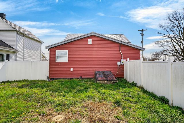 10235 St Rt 159, Kingston, OH 45644