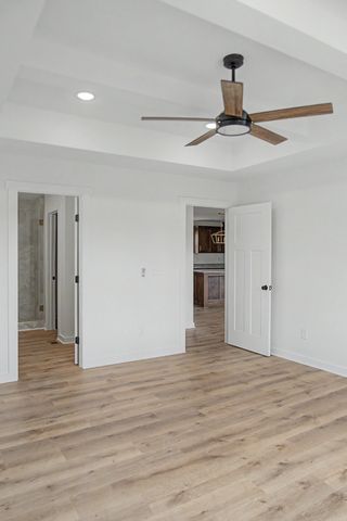 212 DJ Dr, Lafayette, TN 37083