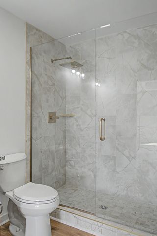 212 DJ Dr, Lafayette, TN 37083
