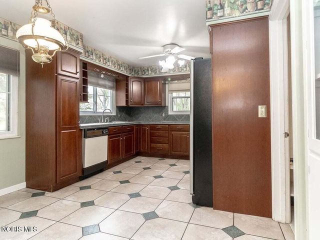 3724 Talmadge Road, Toledo, OH 43606