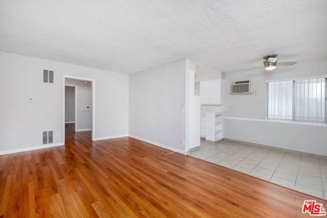 1023 N Laurel Avenue 2, West Hollywood, CA 90046