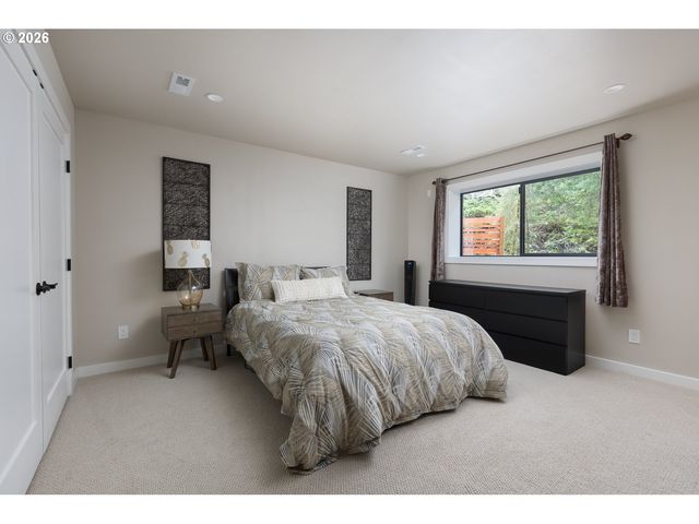 4 FAIRWAY Ln, Gleneden Beach, OR 97388