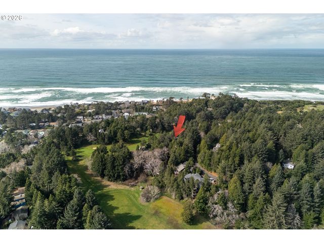 4 FAIRWAY Ln, Gleneden Beach, OR 97388