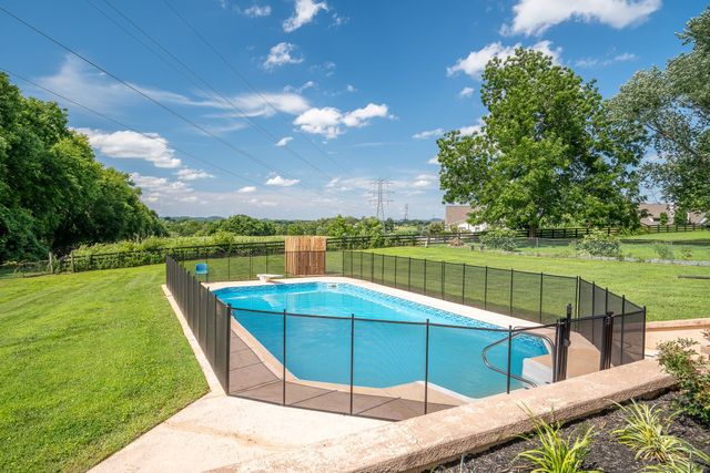 2208 Bowman Rd, Franklin, TN 37064