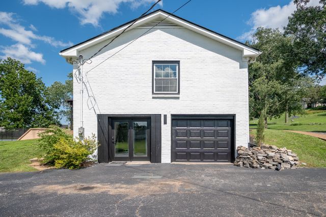 2208 Bowman Rd, Franklin, TN 37064