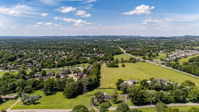 2208 Bowman Rd, Franklin, TN 37064