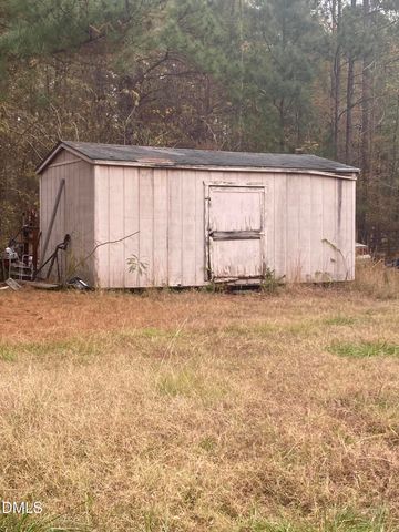 142 Kings Road, Henderson, NC 27537