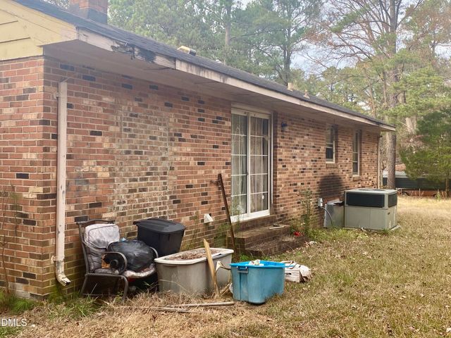 142 Kings Road, Henderson, NC 27537