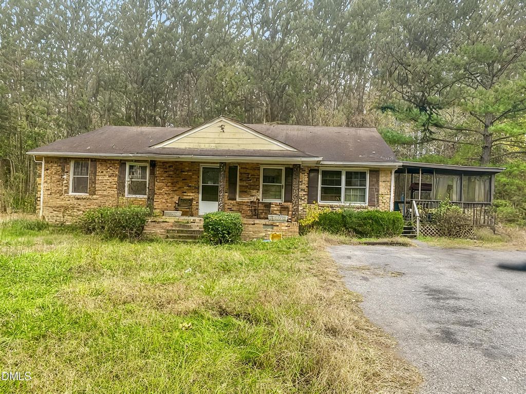 142 Kings Road, Henderson, NC 27537