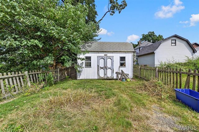 7543 Woodland Avenue, Maplewood, MO 63143