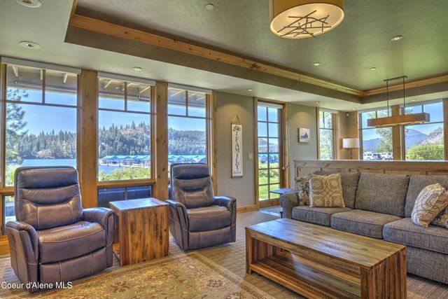 651 Dover Bay Parkway, 102 102, Dover, ID 83825