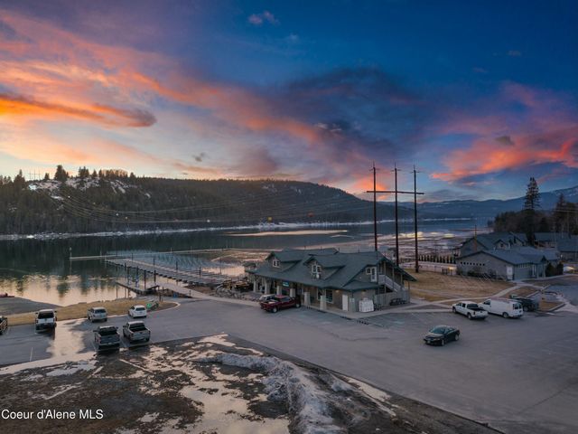 651 Dover Bay Parkway, 102 102, Dover, ID 83825