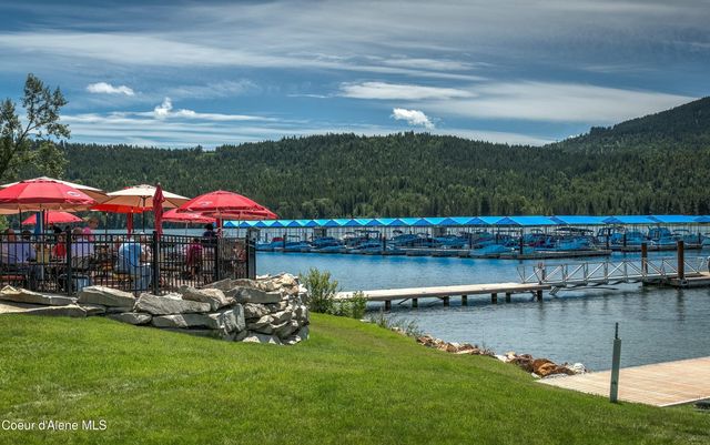 651 Dover Bay Parkway, 102 102, Dover, ID 83825