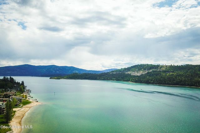 651 Dover Bay Parkway, 102 102, Dover, ID 83825