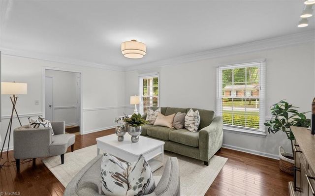 5122 Cheviot Road, Greensboro, NC 27455