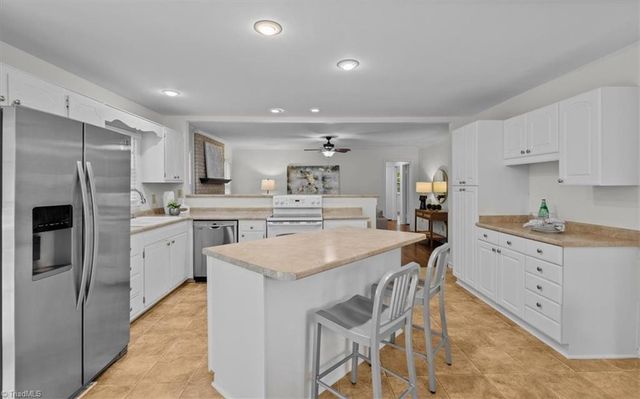 5122 Cheviot Road, Greensboro, NC 27455