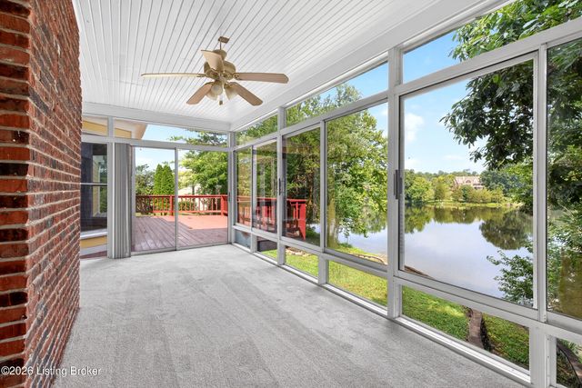 3205 W Mount Zion Rd, Crestwood, KY 40014