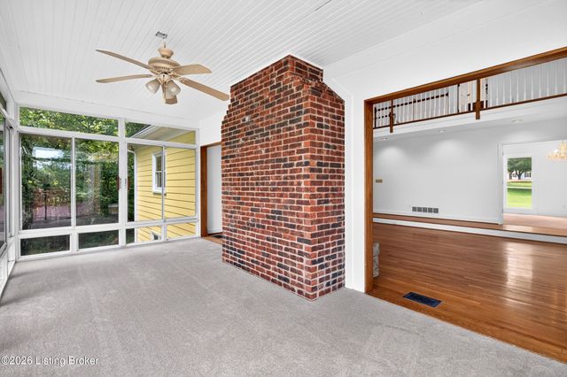 3205 W Mount Zion Rd, Crestwood, KY 40014
