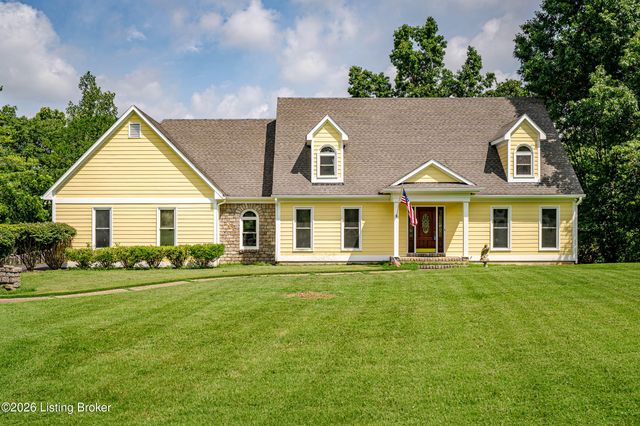 3205 W Mount Zion Rd, Crestwood, KY 40014