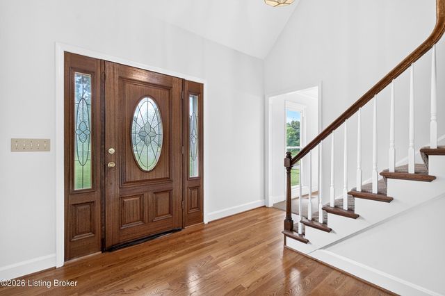 3205 W Mount Zion Rd, Crestwood, KY 40014
