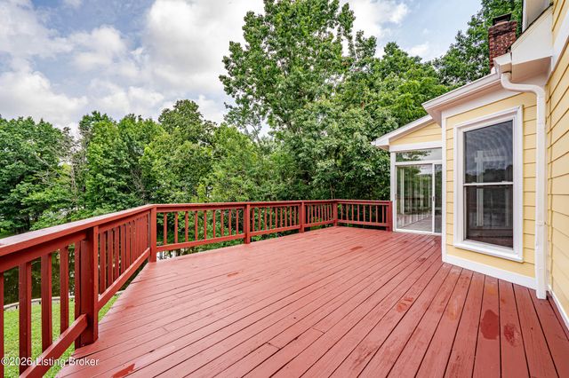 3205 W Mount Zion Rd, Crestwood, KY 40014
