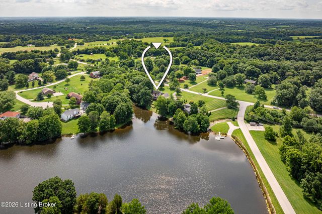 3205 W Mount Zion Rd, Crestwood, KY 40014