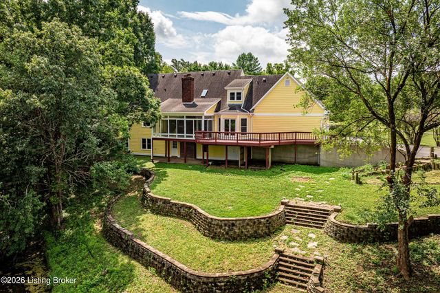 3205 W Mount Zion Rd, Crestwood, KY 40014