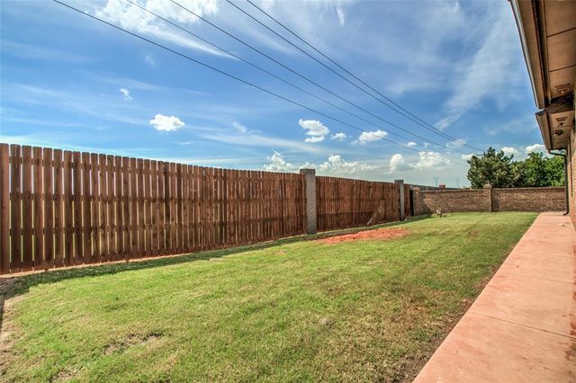 13105 Oakcliff Road, Oklahoma City, OK 73120