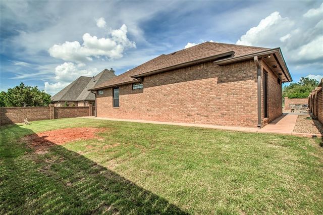 13105 Oakcliff Road, Oklahoma City, OK 73120
