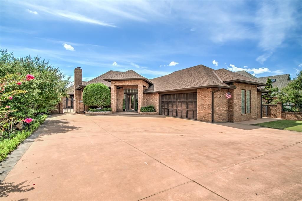 13105 Oakcliff Road, Oklahoma City, OK 73120