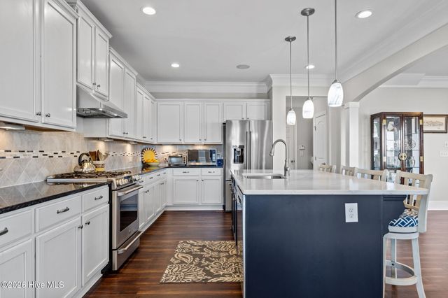 201 Lanyard Drive, Newport, NC 28570