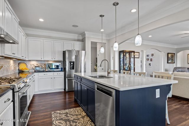 201 Lanyard Drive, Newport, NC 28570