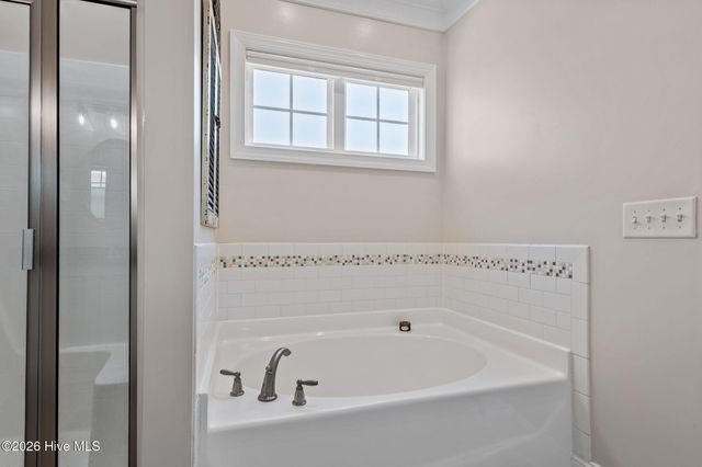 201 Lanyard Drive, Newport, NC 28570