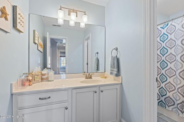 201 Lanyard Drive, Newport, NC 28570