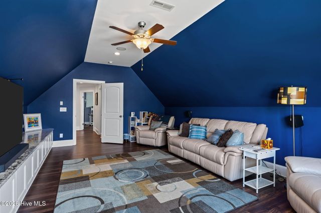 201 Lanyard Drive, Newport, NC 28570