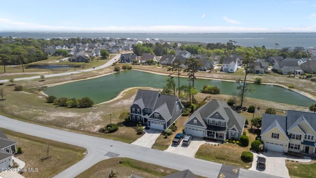 201 Lanyard Drive, Newport, NC 28570