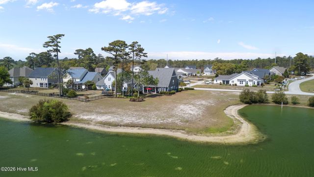201 Lanyard Drive, Newport, NC 28570