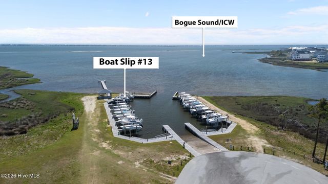 201 Lanyard Drive, Newport, NC 28570