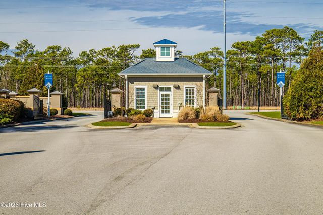 201 Lanyard Drive, Newport, NC 28570