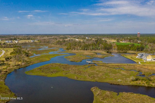 201 Lanyard Drive, Newport, NC 28570