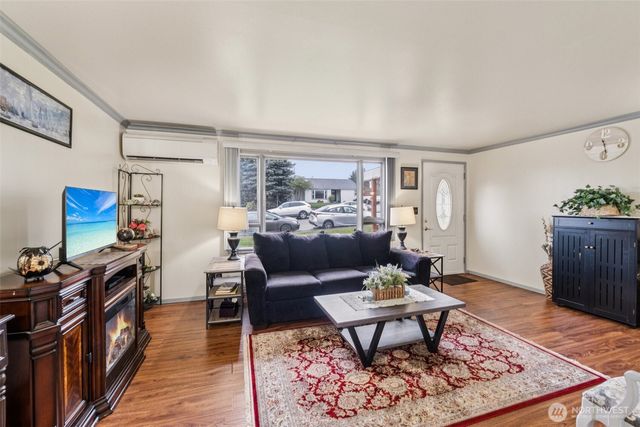 2314 8th Street, Everett, WA 98201