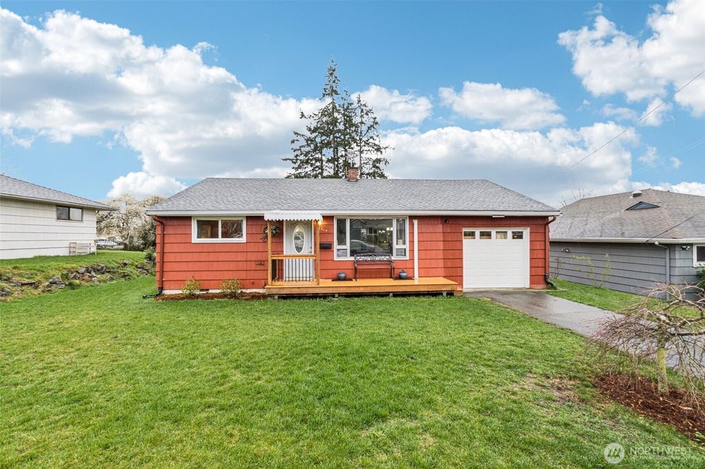 2314 8th Street, Everett, WA 98201