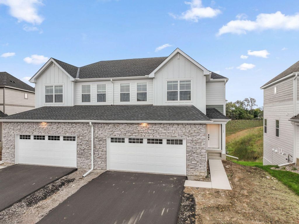 11107 203rd Street W, Lakeville, MN 55044 — exterior