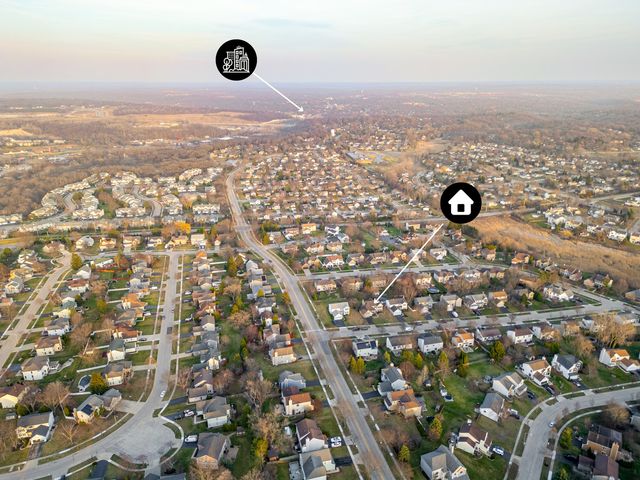 311 Briarwood Lane, Algonquin, IL 60102