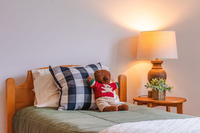 311 Briarwood Lane, Algonquin, IL 60102