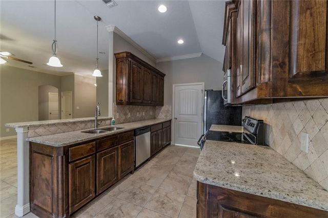 721 Smyth Street, Aledo, TX 76008