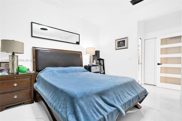 64 SW 15th Ter, Homestead, FL 33030