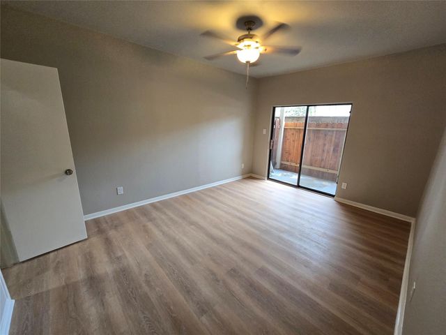 1818 Augusta Drive 15, Houston, TX 77057