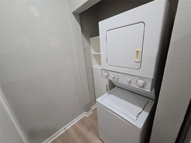 1818 Augusta Drive 15, Houston, TX 77057